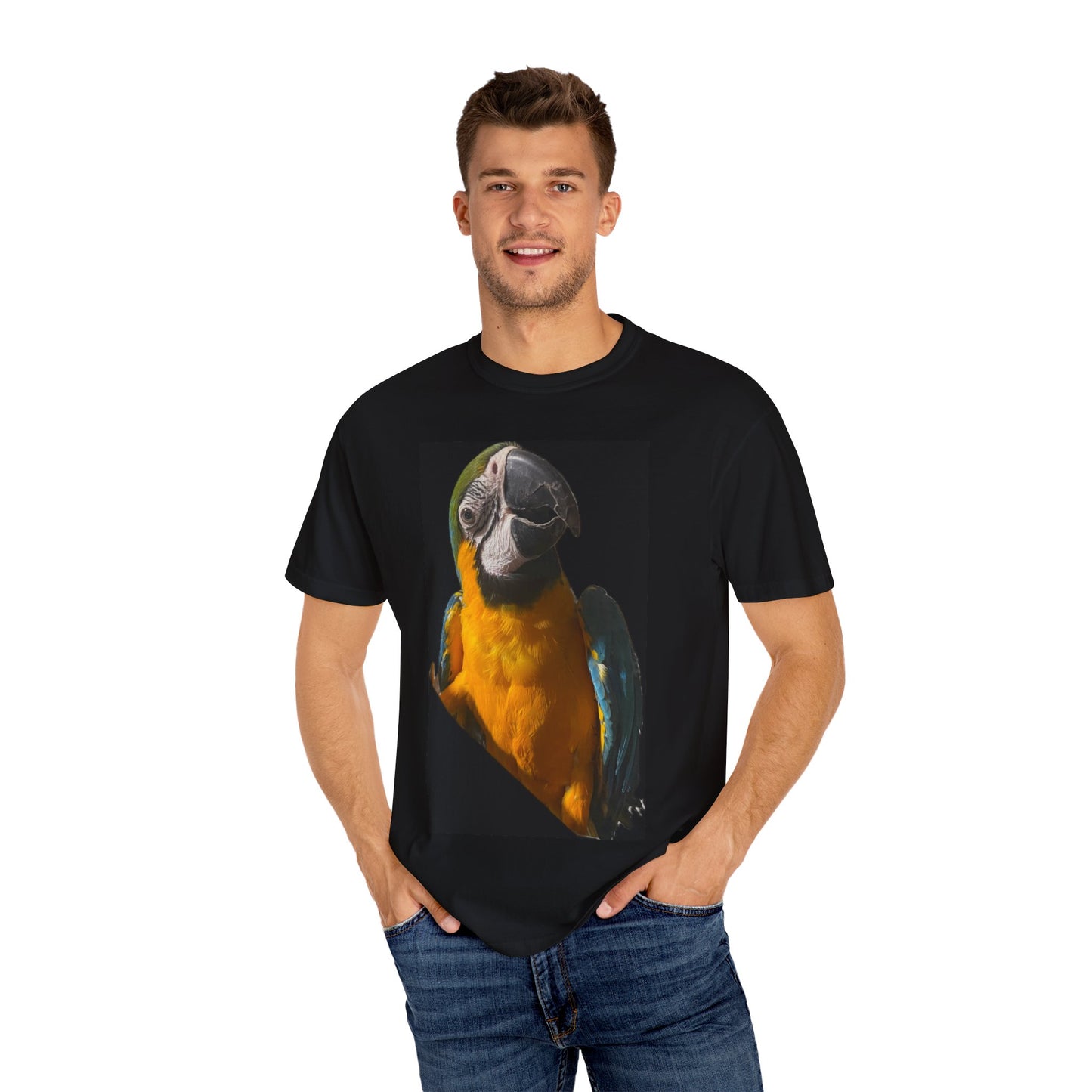 Colorful Parrot Graphic Unisex T-shirt - Perfect for Nature Lovers