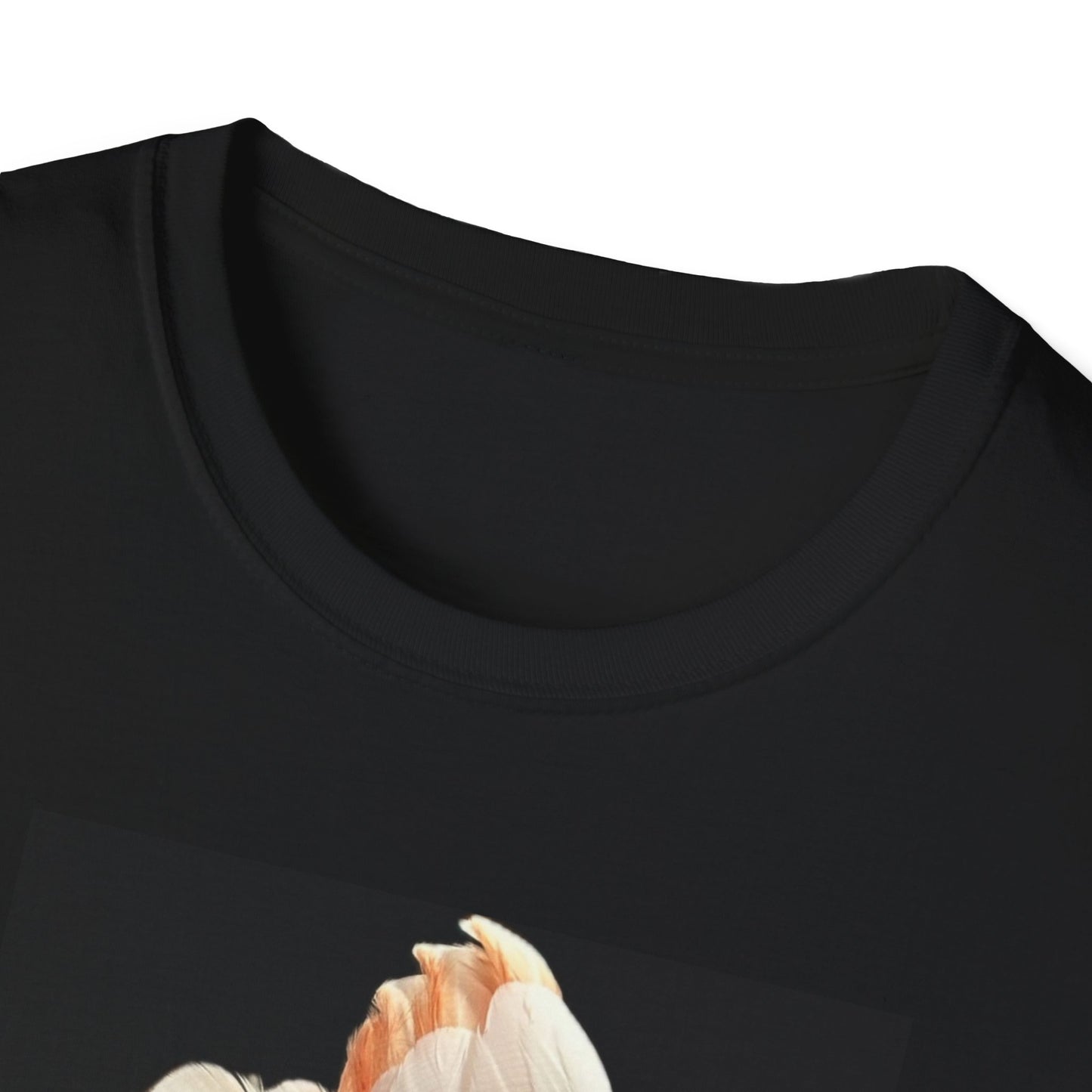 Vibrant Cockatoo Graphic T-Shirt - Perfect for Bird Lovers