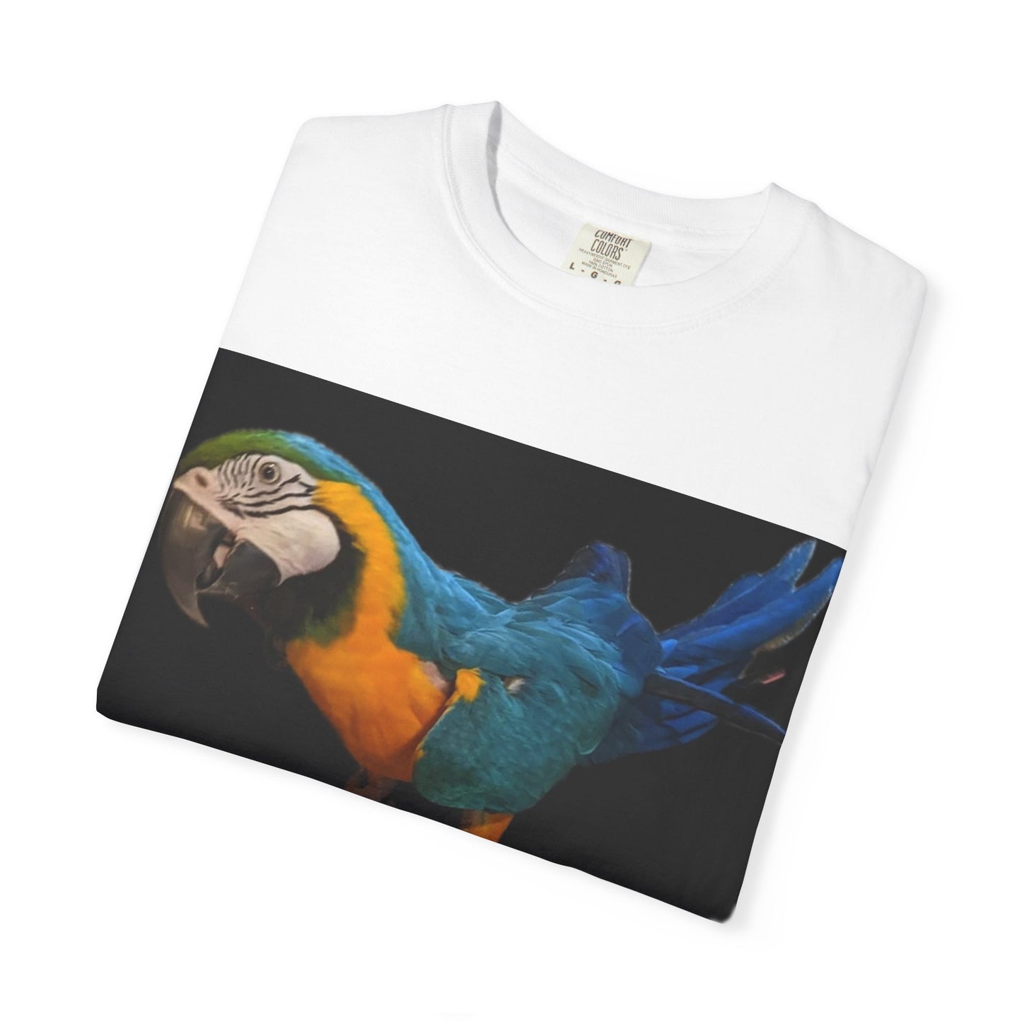 Vibrant Macaw Graphic Unisex T-Shirt