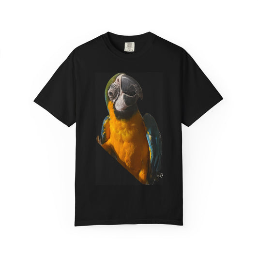 Colorful Parrot Graphic Unisex T-shirt - Perfect for Nature Lovers