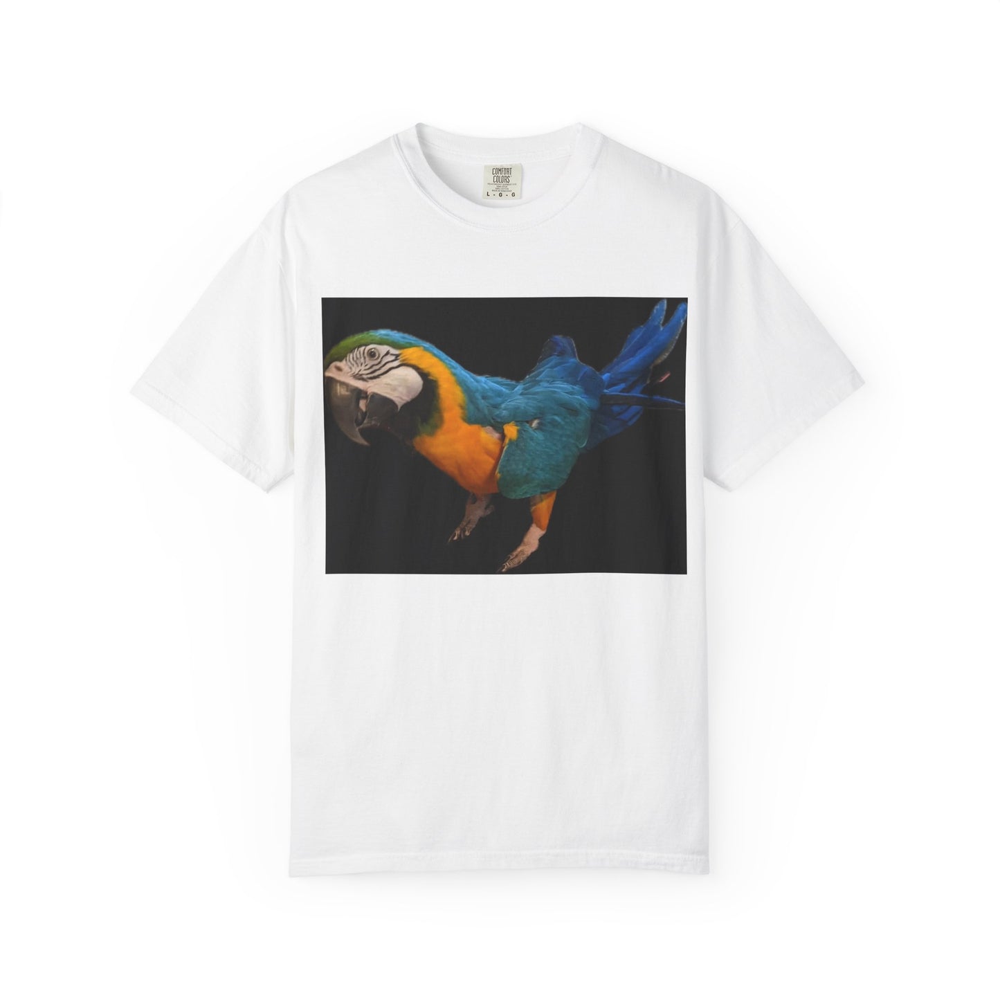 Vibrant Macaw Graphic Unisex T-Shirt